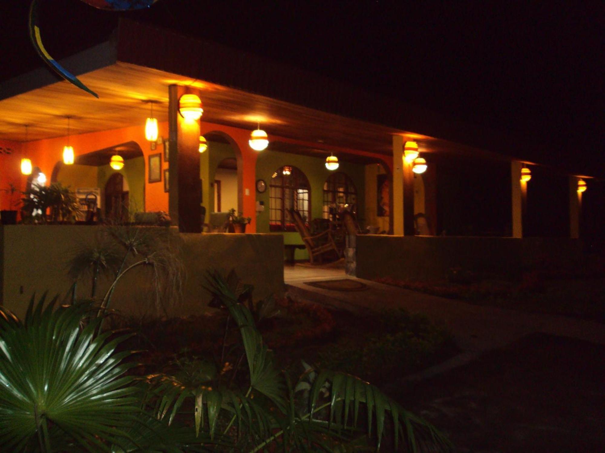 Pilas Aparthotel Villa Pacande & Rooms מראה חיצוני תמונה