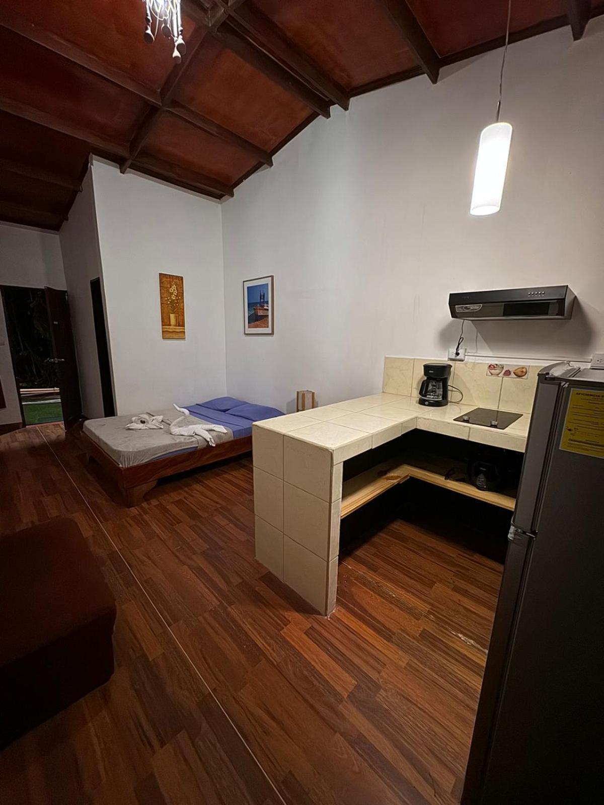 Pilas Aparthotel Villa Pacande & Rooms חדר תמונה