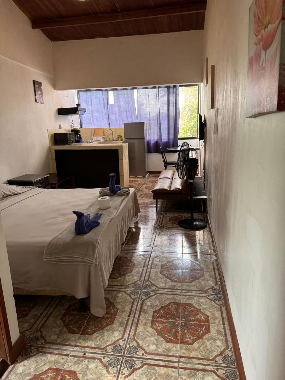 Pilas Aparthotel Villa Pacande & Rooms חדר תמונה